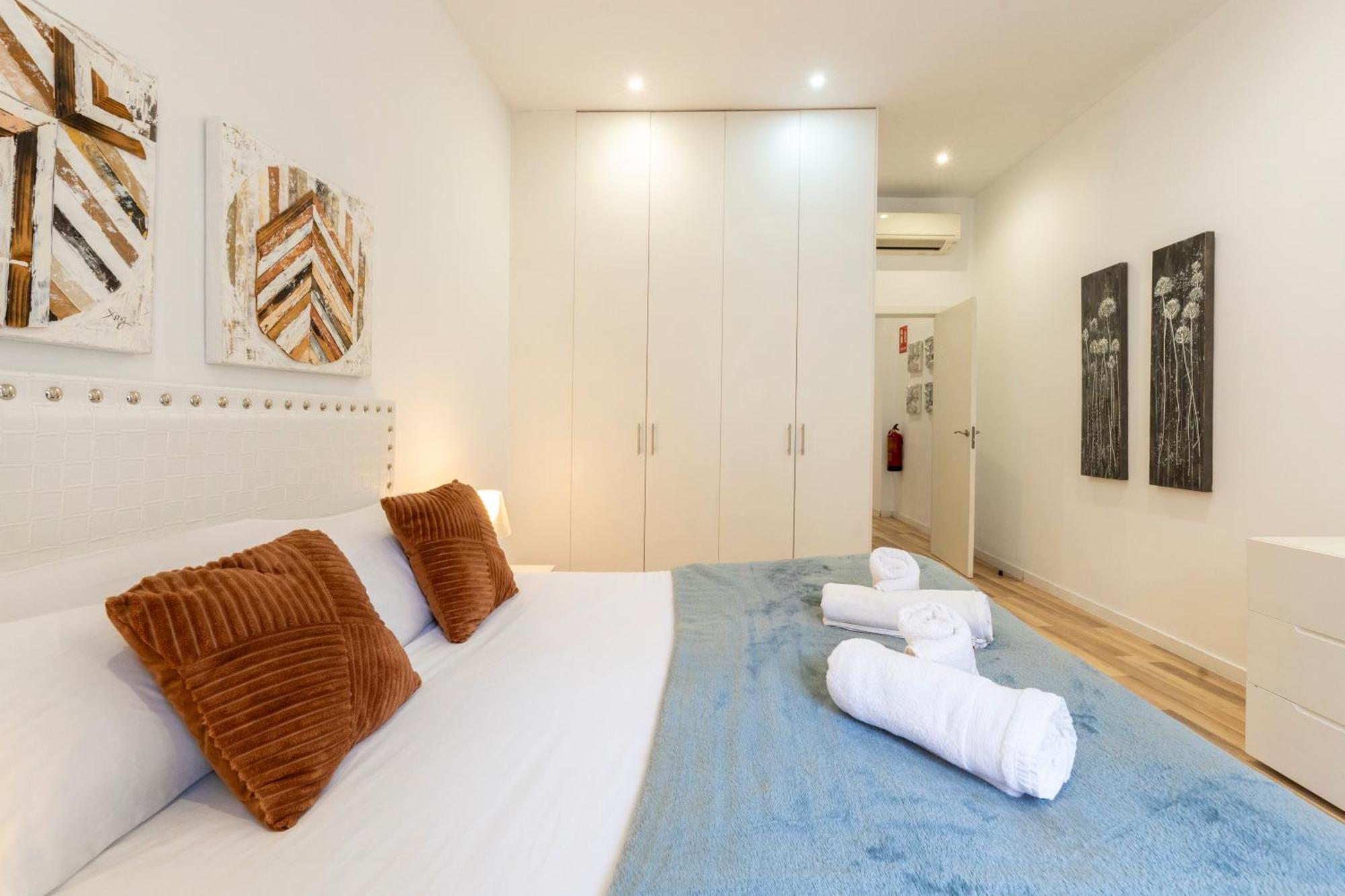 For You Rentals New Design Apartment Temporal Puerta Del Sol Pre10A Madrid Esterno foto