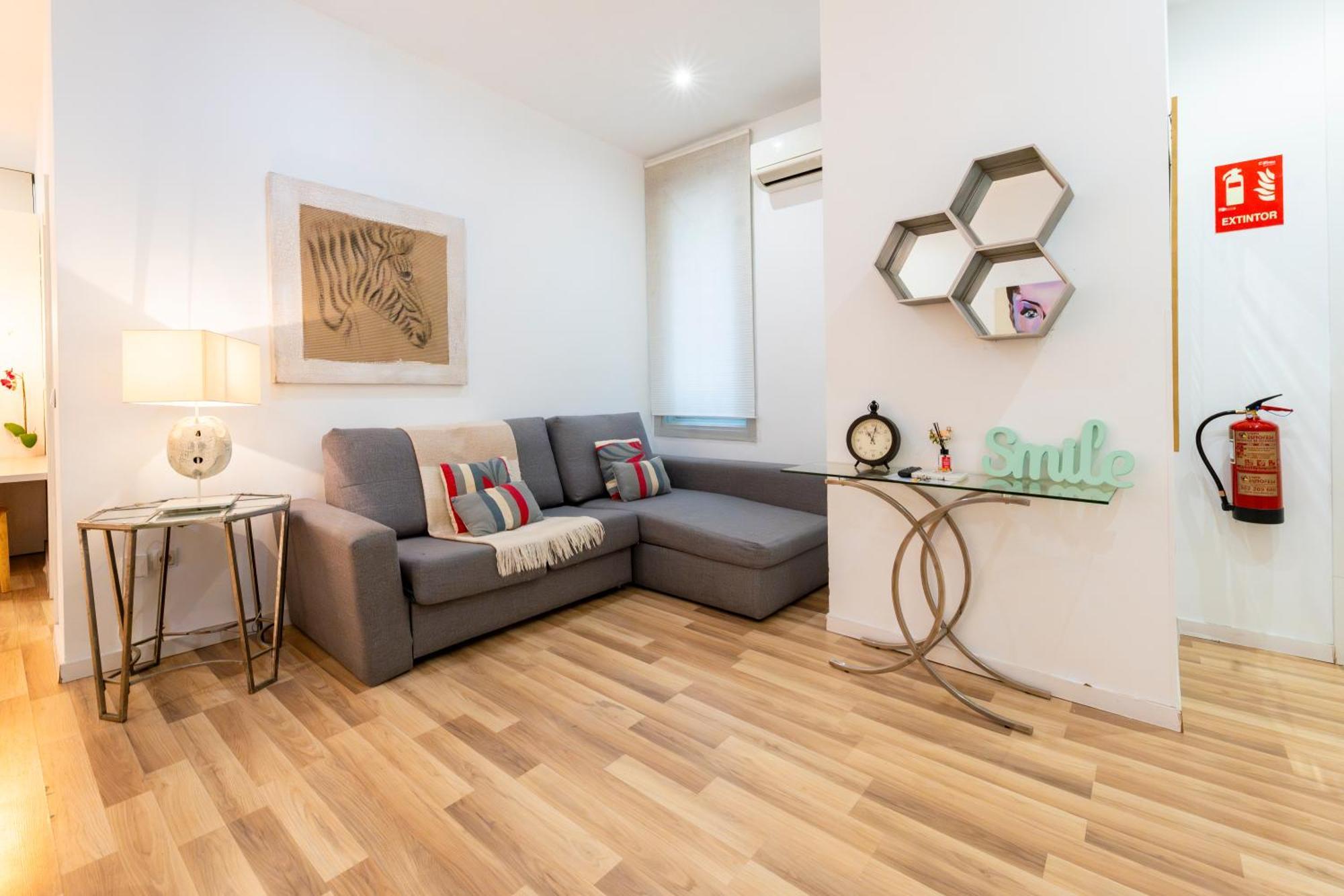 For You Rentals New Design Apartment Temporal Puerta Del Sol Pre10A Madrid Esterno foto
