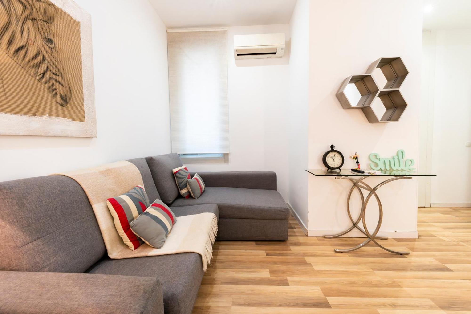 For You Rentals New Design Apartment Temporal Puerta Del Sol Pre10A Madrid Esterno foto