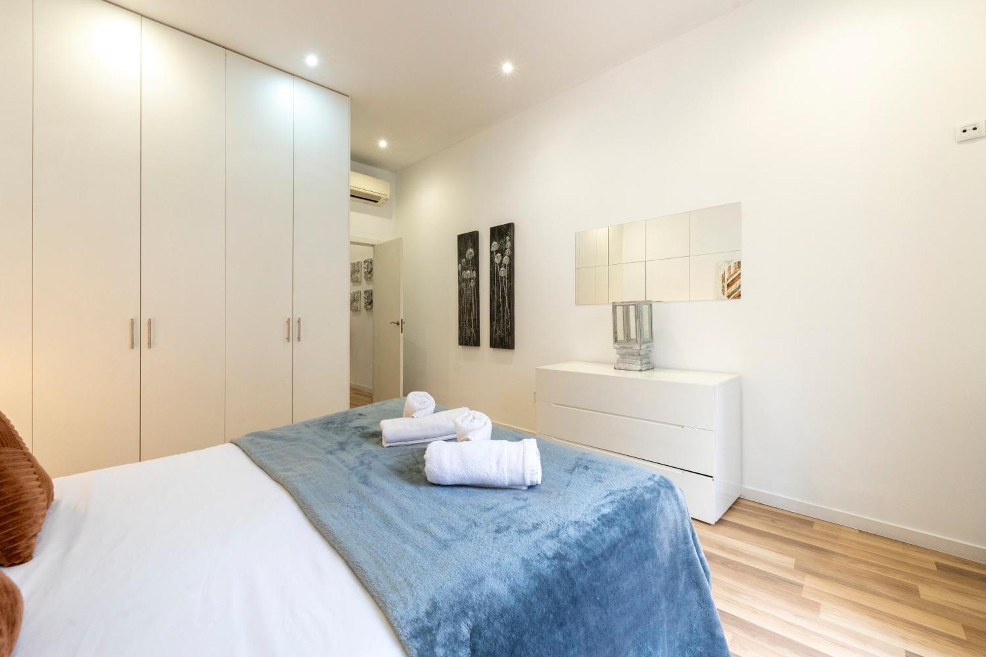 For You Rentals New Design Apartment Temporal Puerta Del Sol Pre10A Madrid Esterno foto