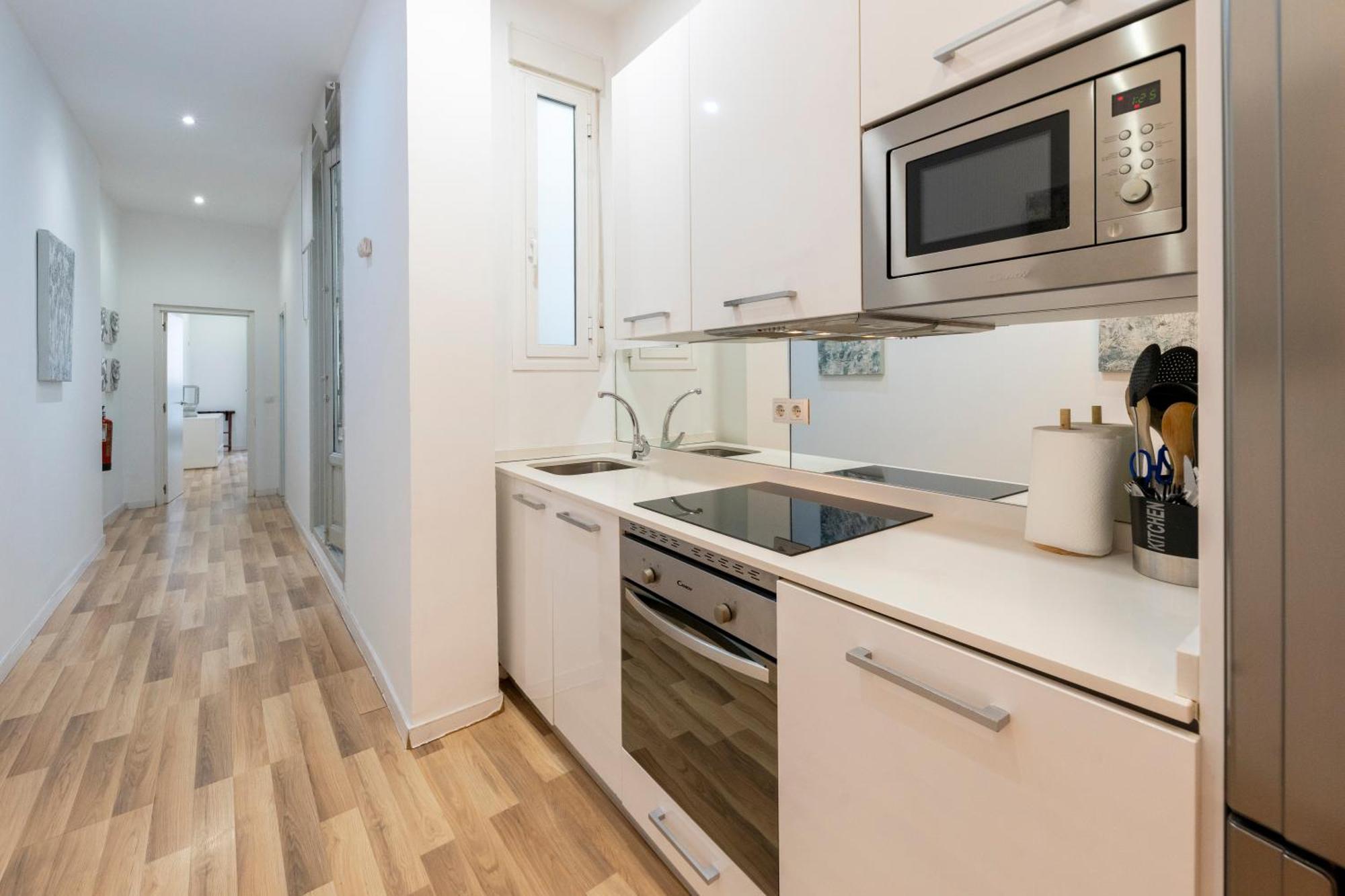 For You Rentals New Design Apartment Temporal Puerta Del Sol Pre10A Madrid Esterno foto