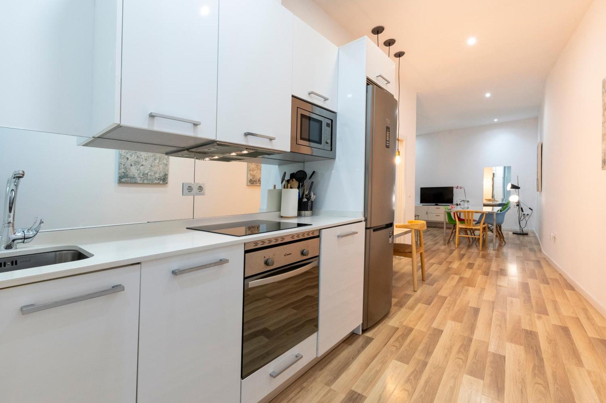 For You Rentals New Design Apartment Temporal Puerta Del Sol Pre10A Madrid Esterno foto