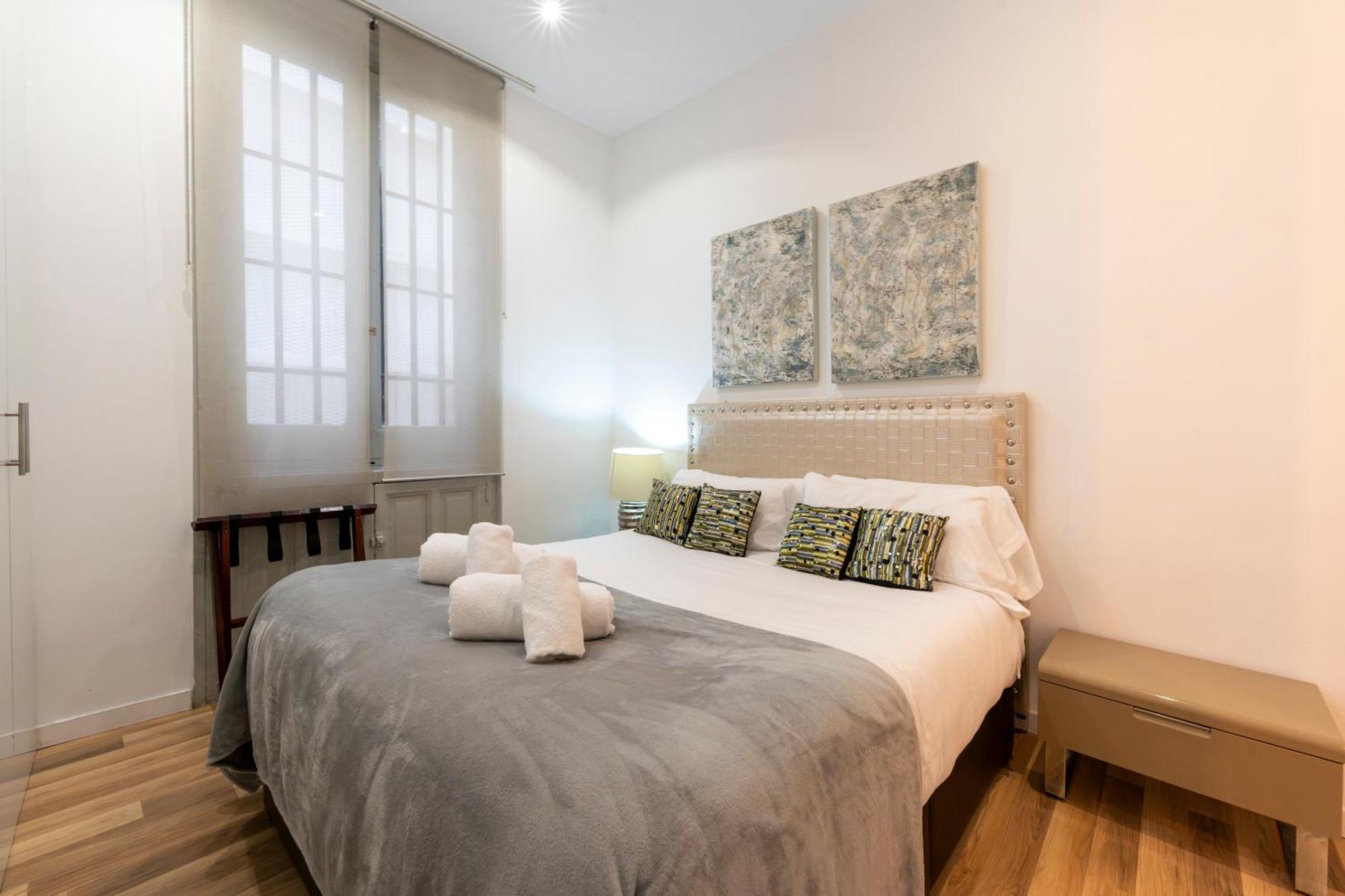 For You Rentals New Design Apartment Temporal Puerta Del Sol Pre10A Madrid Esterno foto