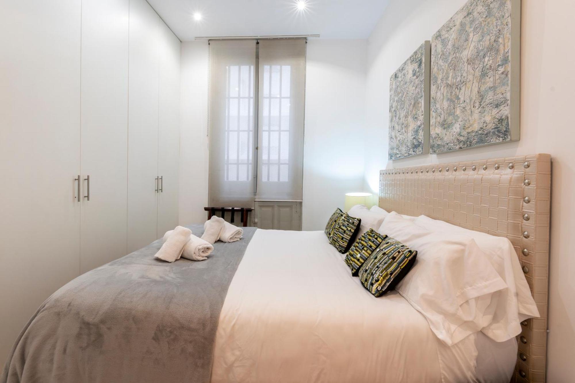 For You Rentals New Design Apartment Temporal Puerta Del Sol Pre10A Madrid Esterno foto